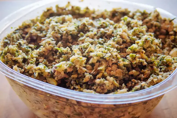 Receita de Comida de Cachorro: Frango e Quinoa com Legumes
